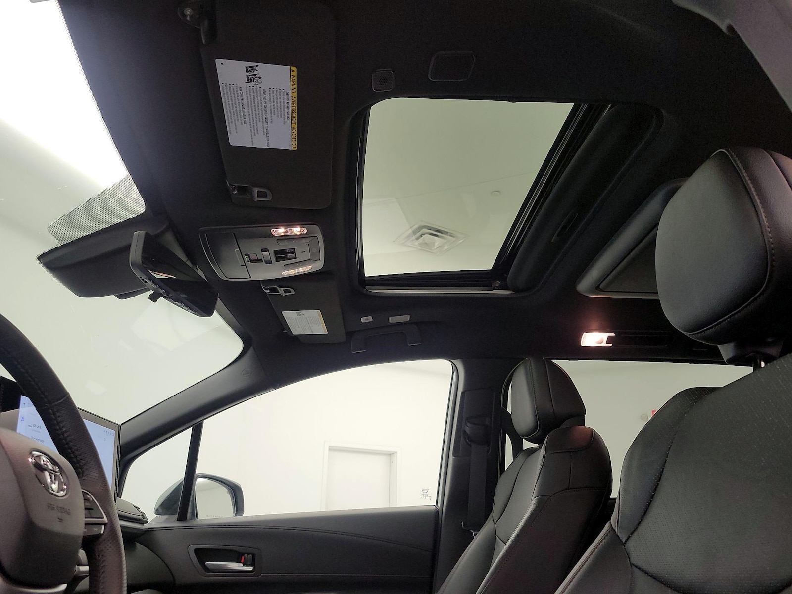 Sunroof(s) & Overhead Airbags