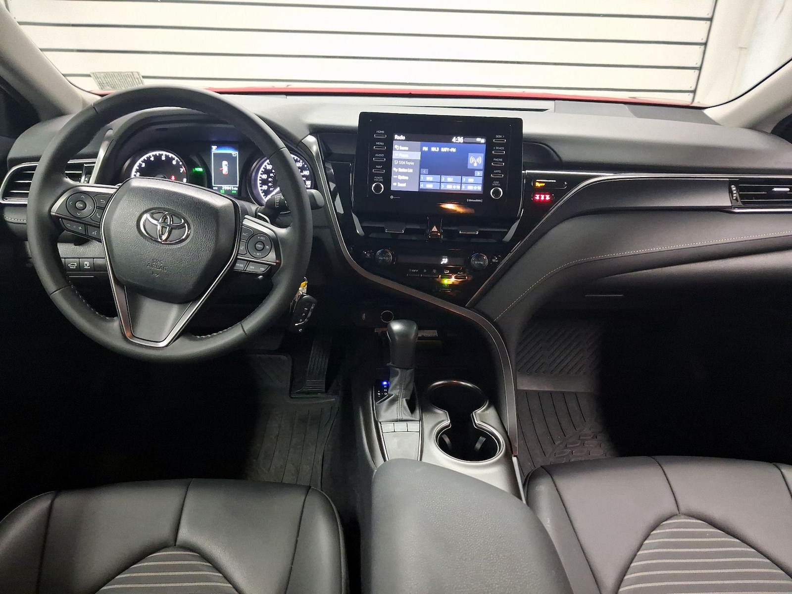 Apple CarPlay® & Android Auto™