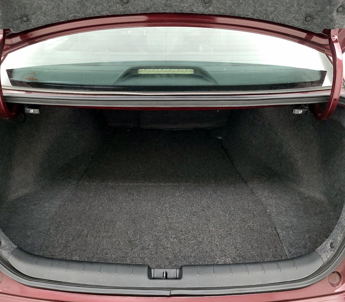 Trunk/Cargo (Seats Up)