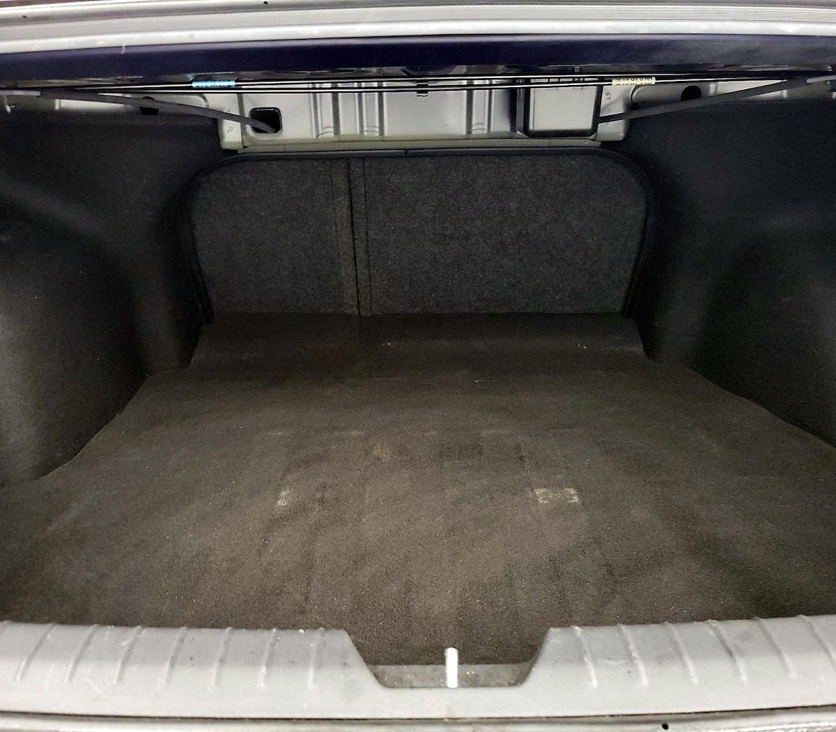 Trunk/Cargo (Seats Up)