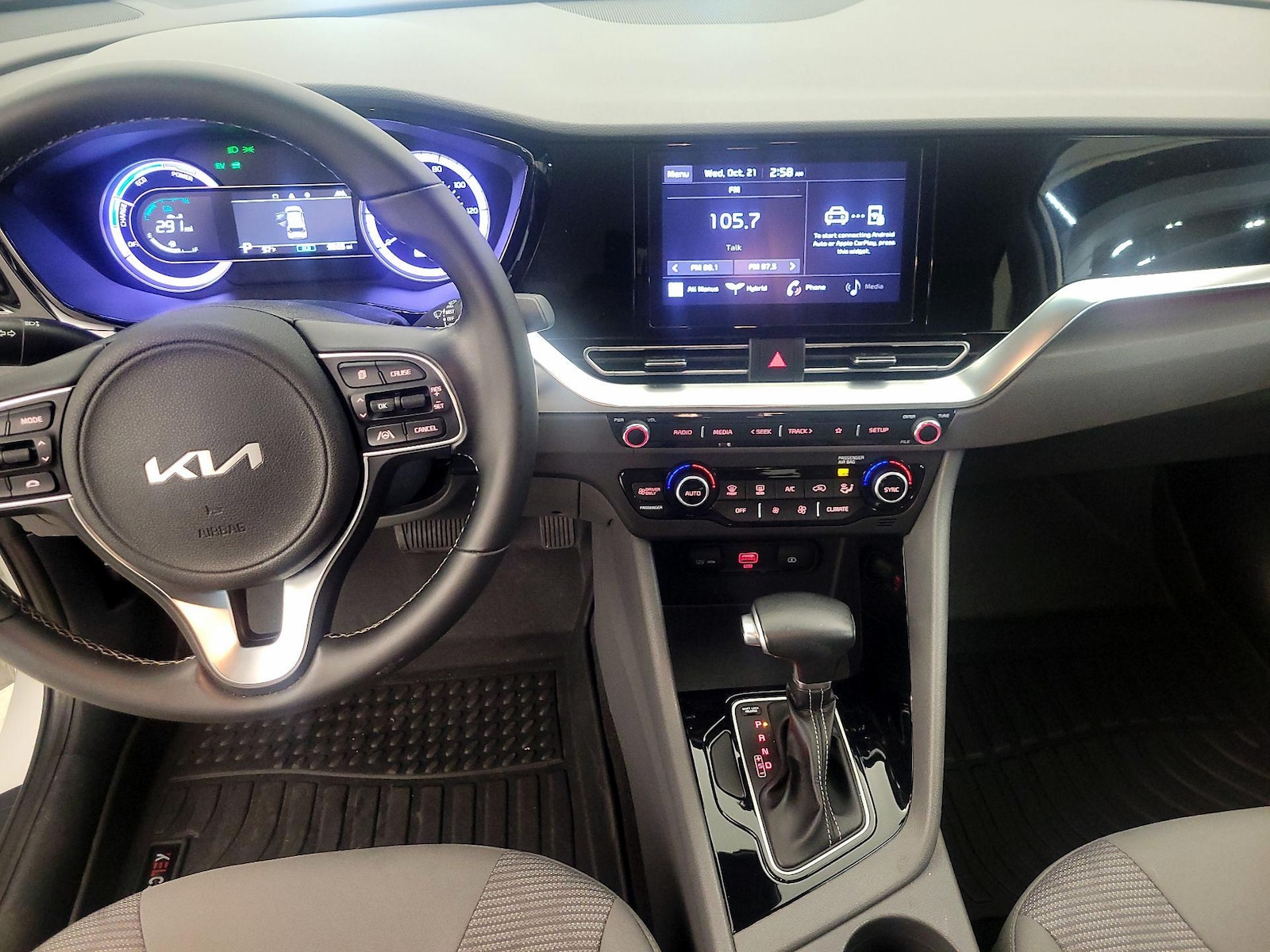 Apple CarPlay® & Android Auto™