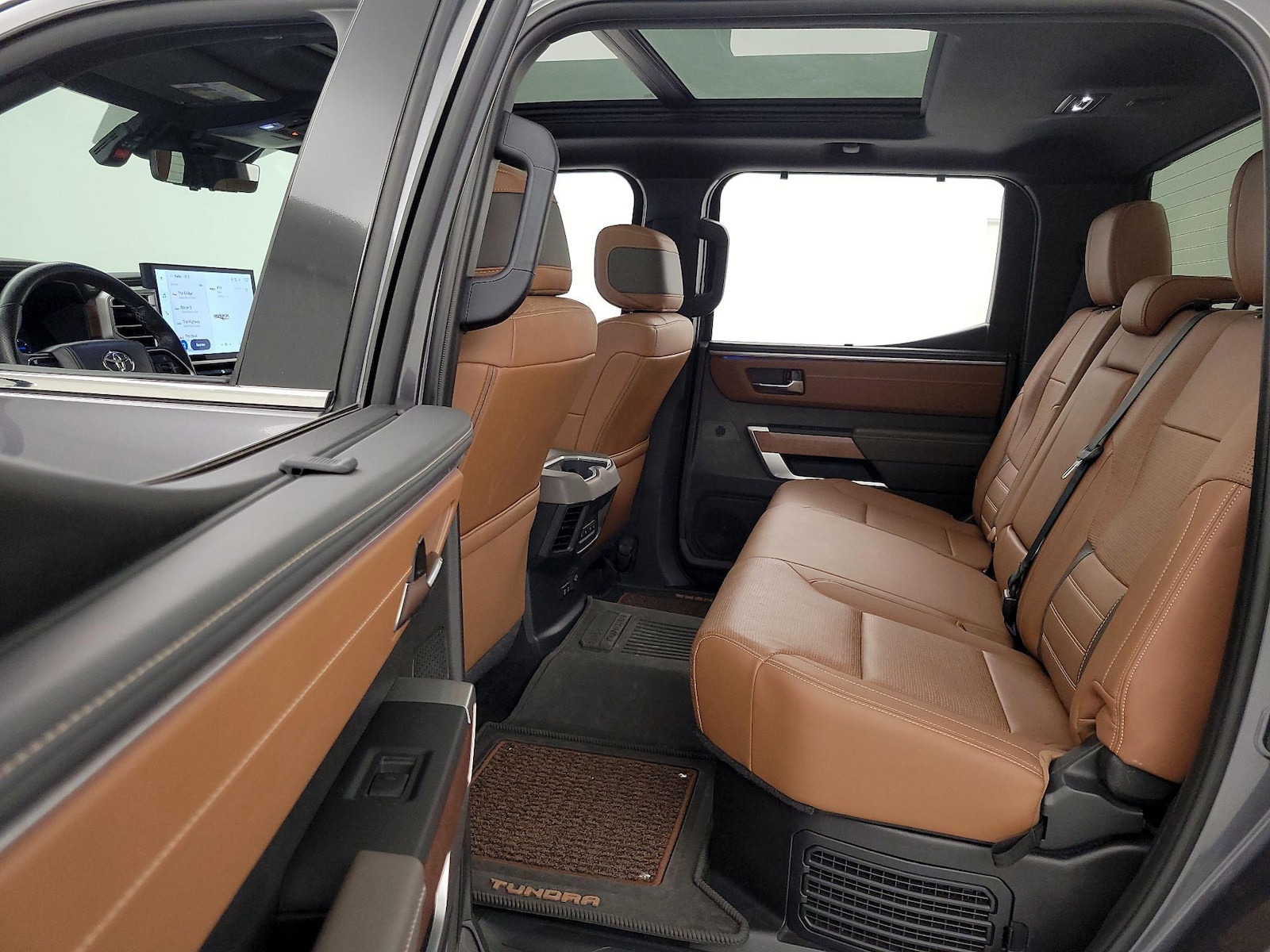 Rear A/C Seat(s)