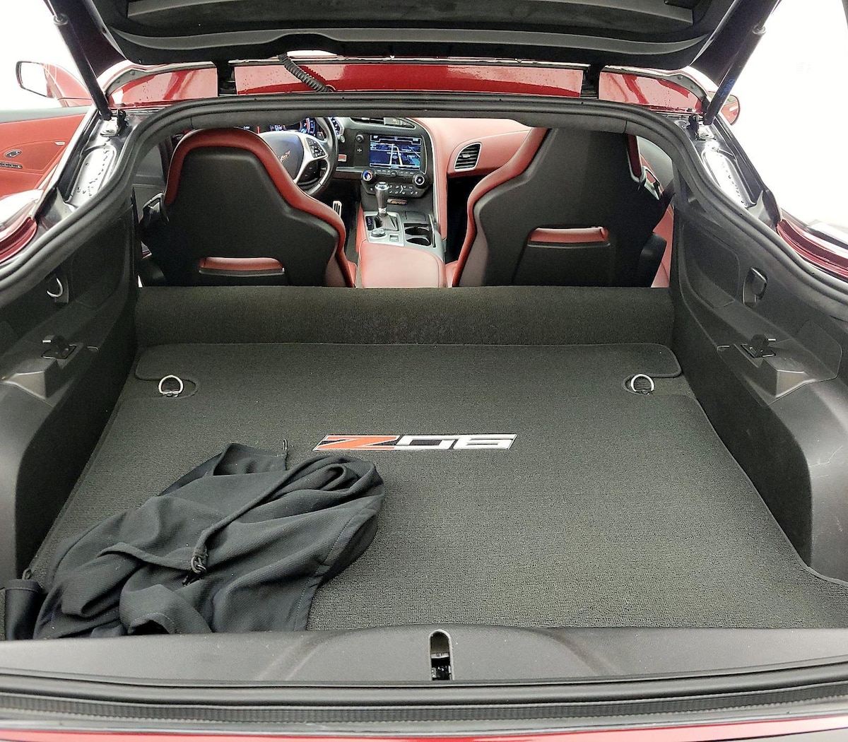 Trunk/Cargo (Seats Up)