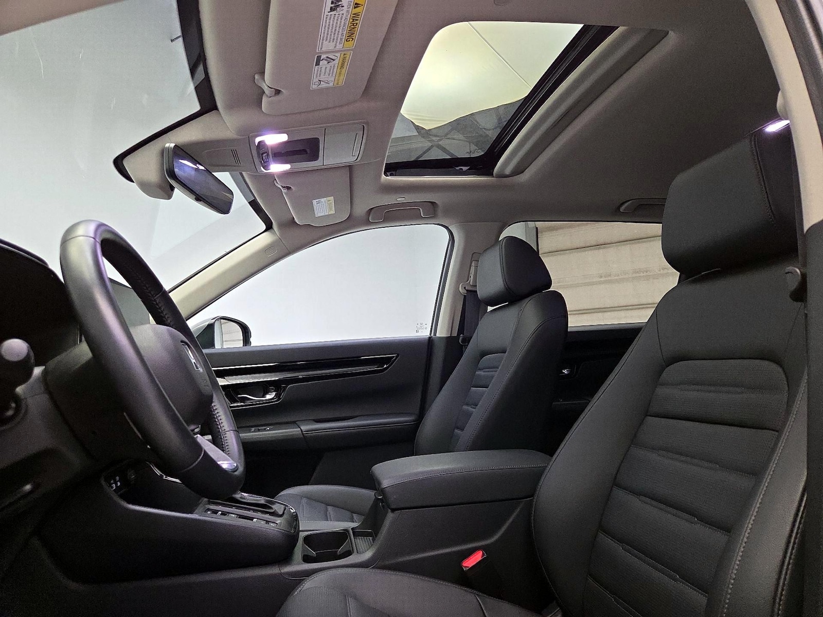 Sunroof(s) & Overhead Airbags