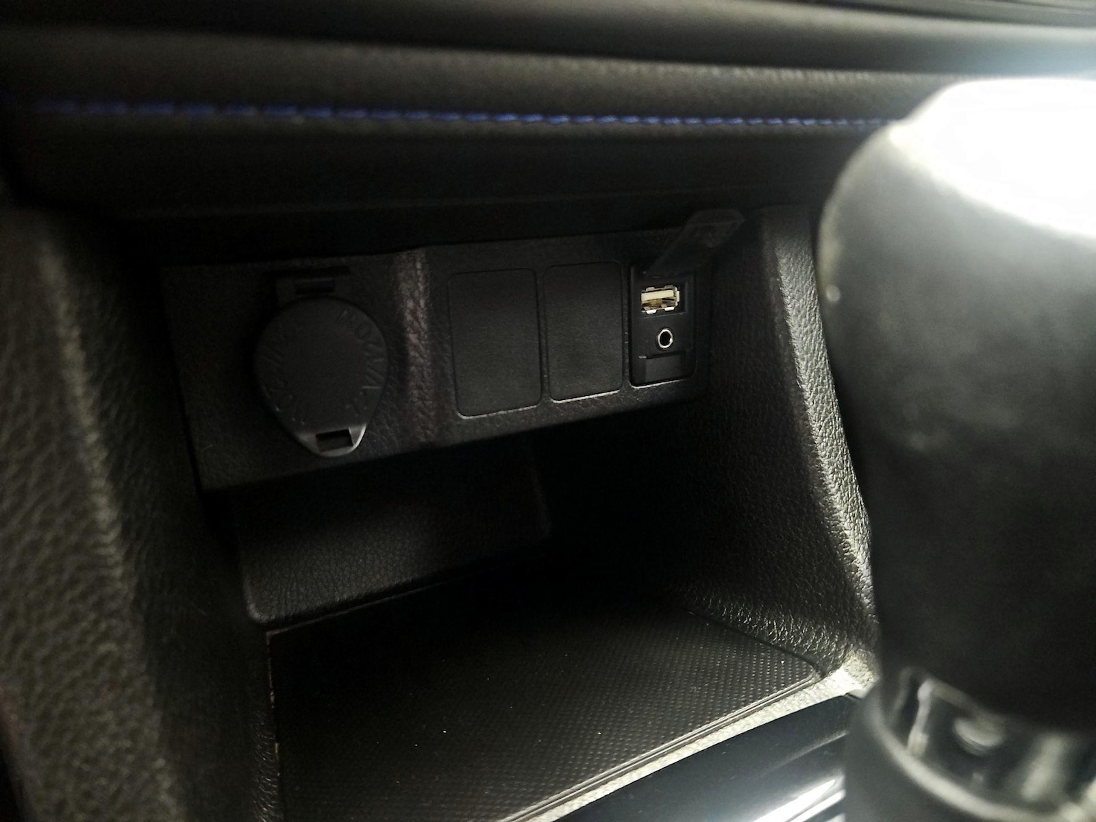 2017 Toyota Corolla SE - Photo 19