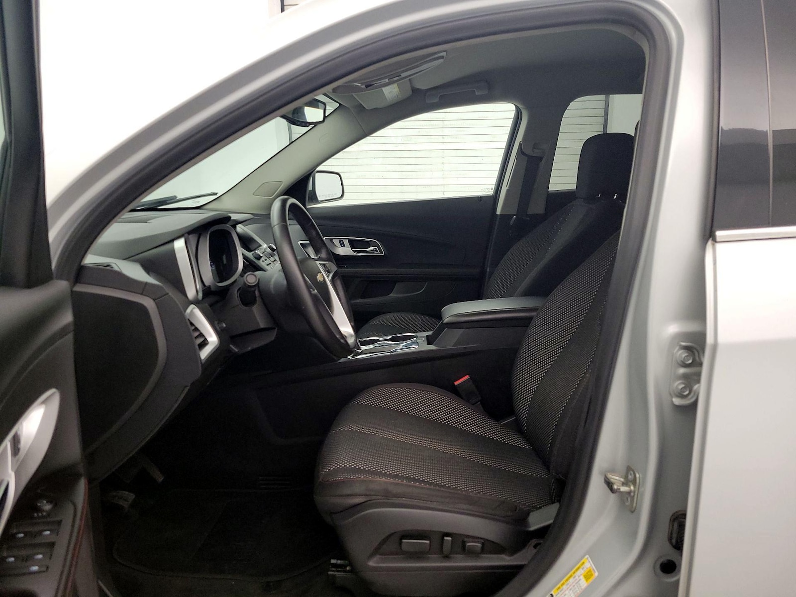 Power Seat(s) & Side Airbags
