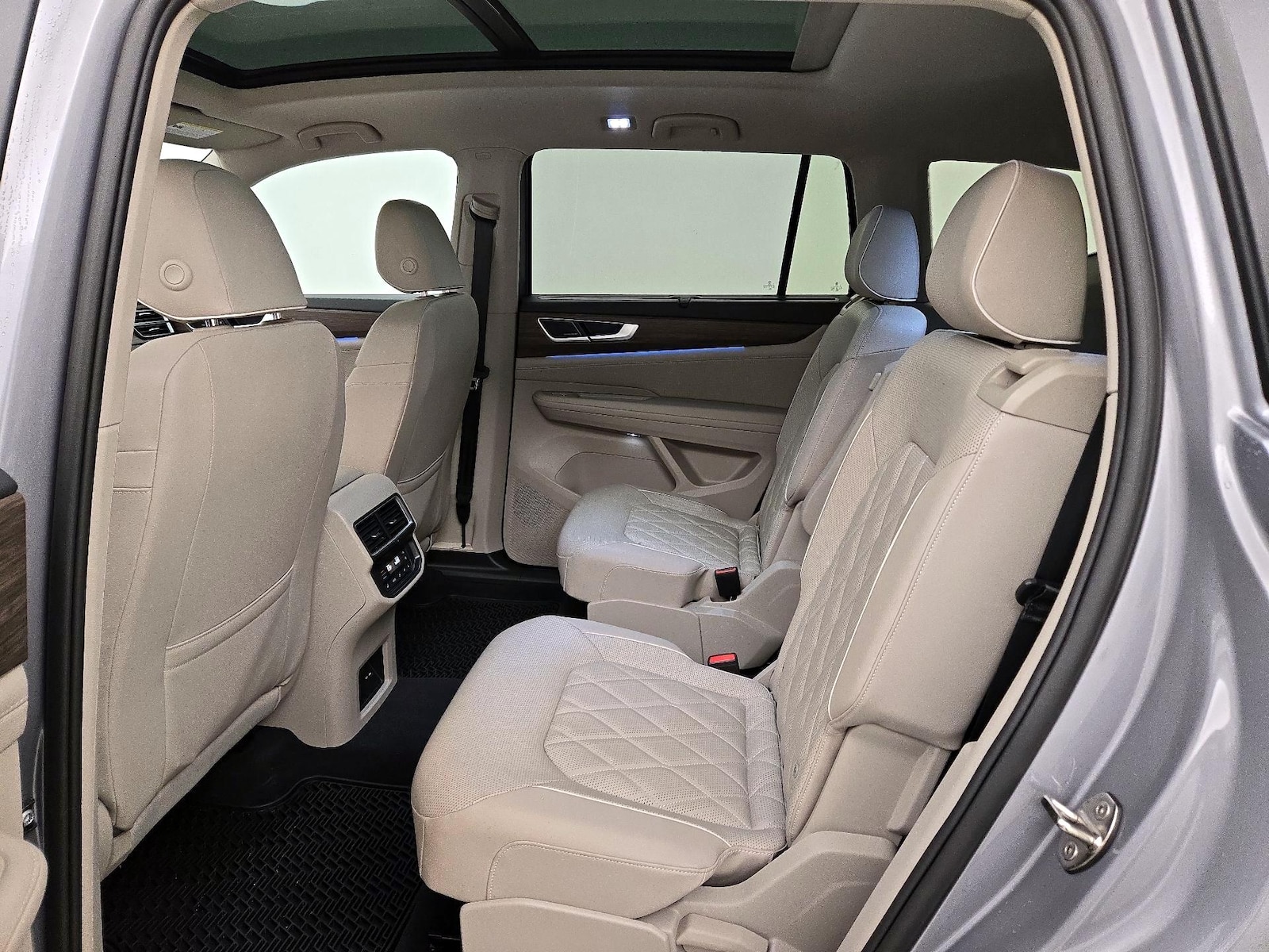 Rear Air Conditioning
