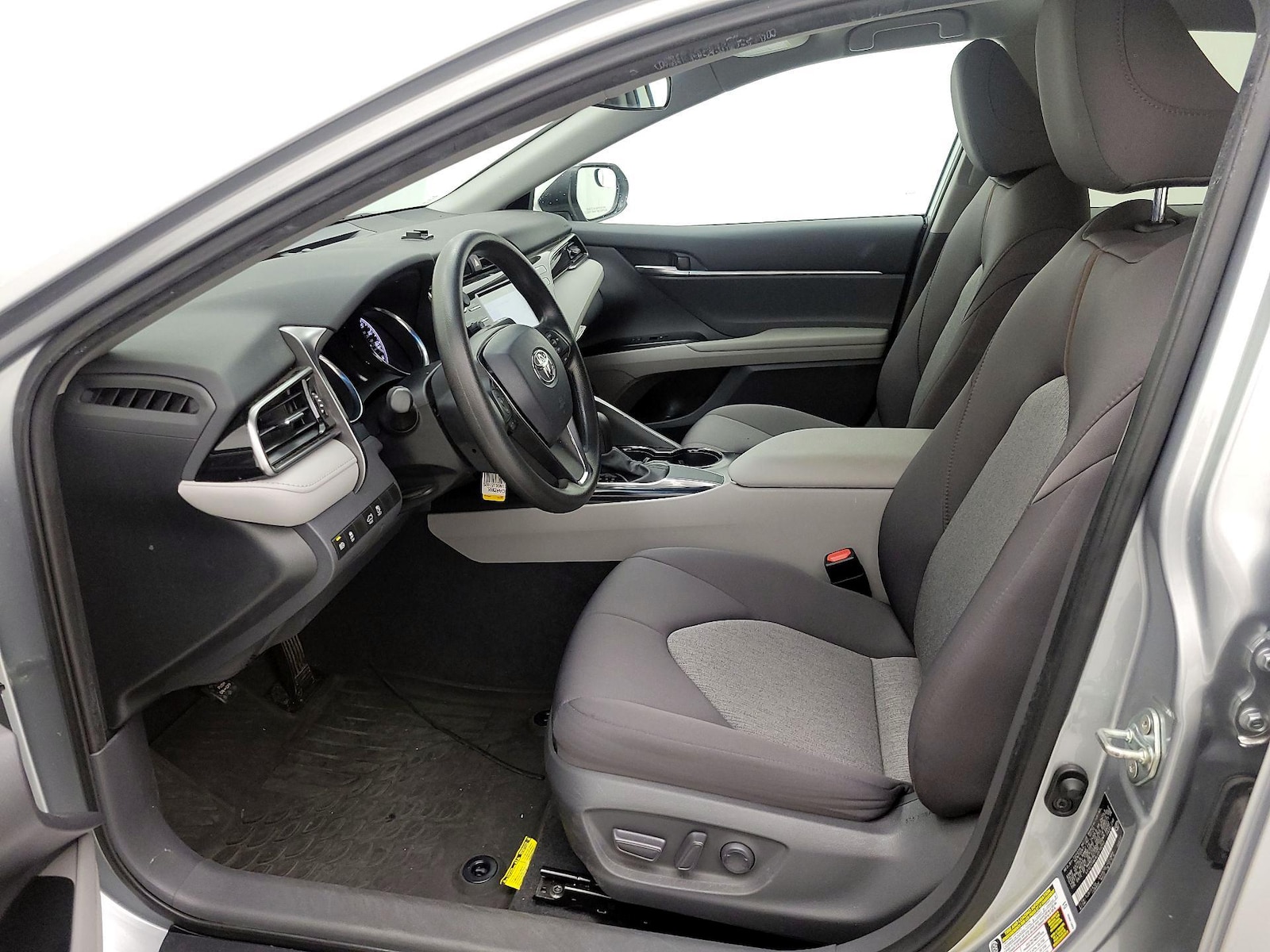 Power Seat(s) & Side Airbags