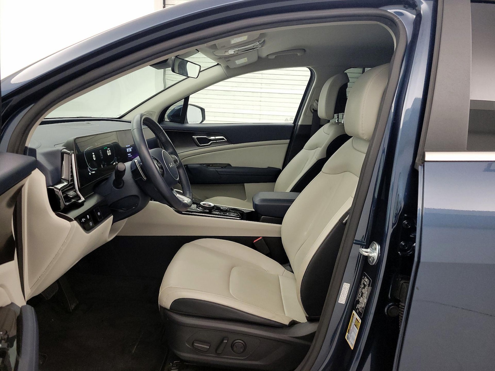 Power Seat(s) & Side Airbags