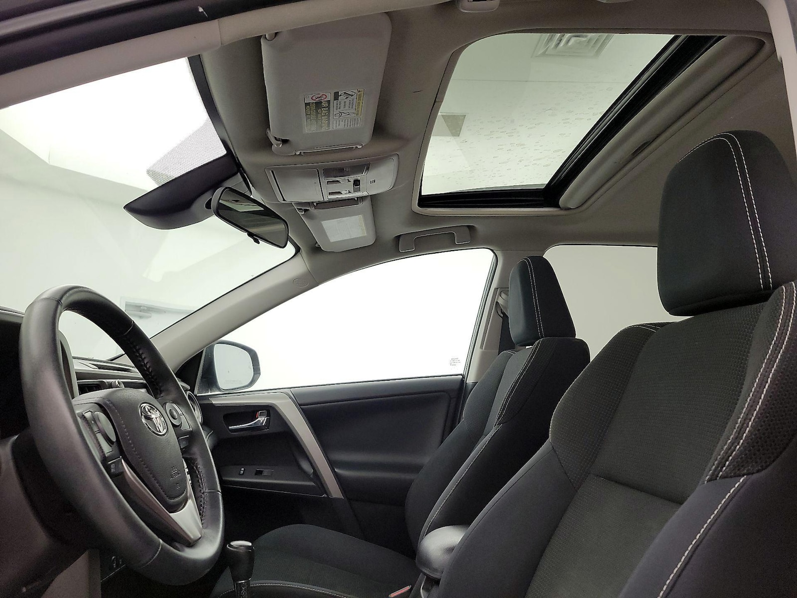 Sunroof(s) & Overhead Airbags
