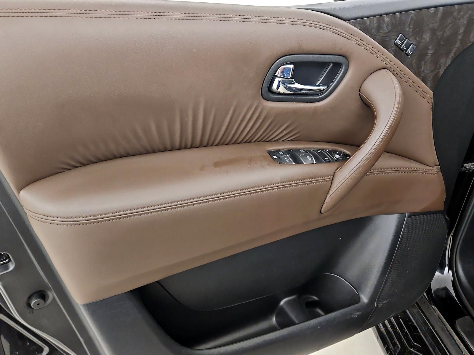 2023 Nissan Armada Platinum - Photo 13