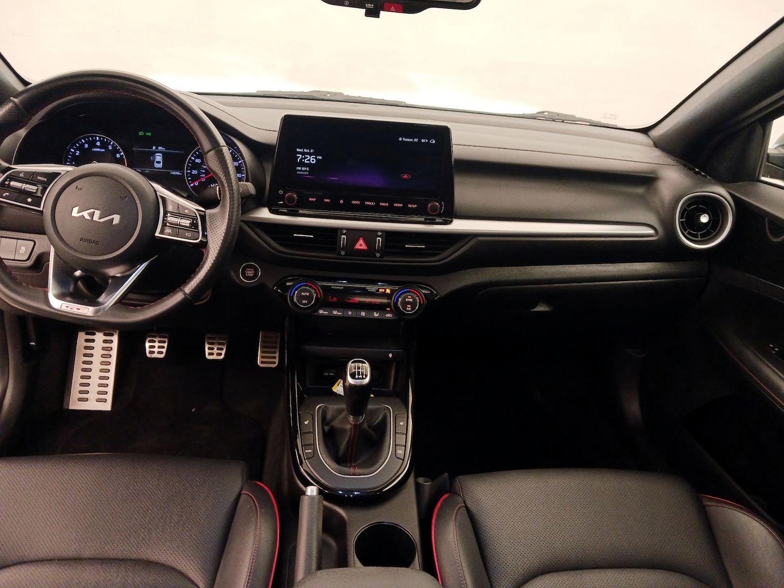Apple CarPlay® & Android Auto™