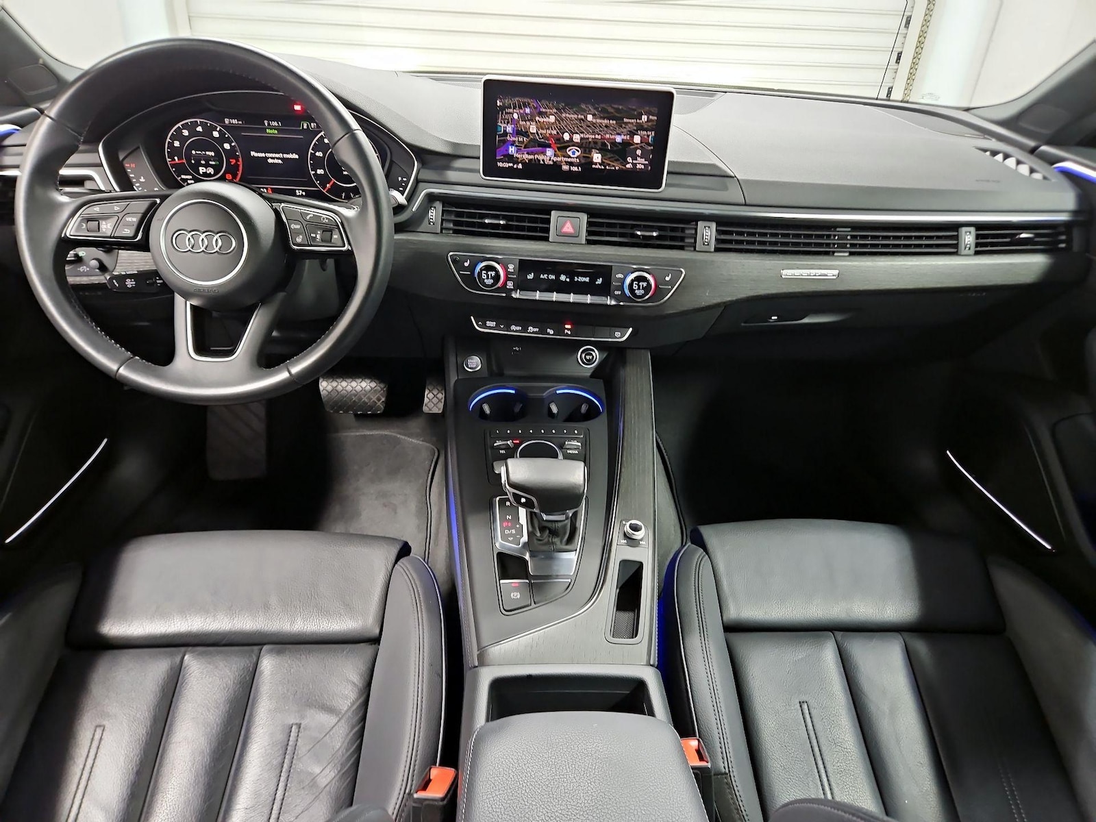 Apple CarPlay® & Android Auto™
