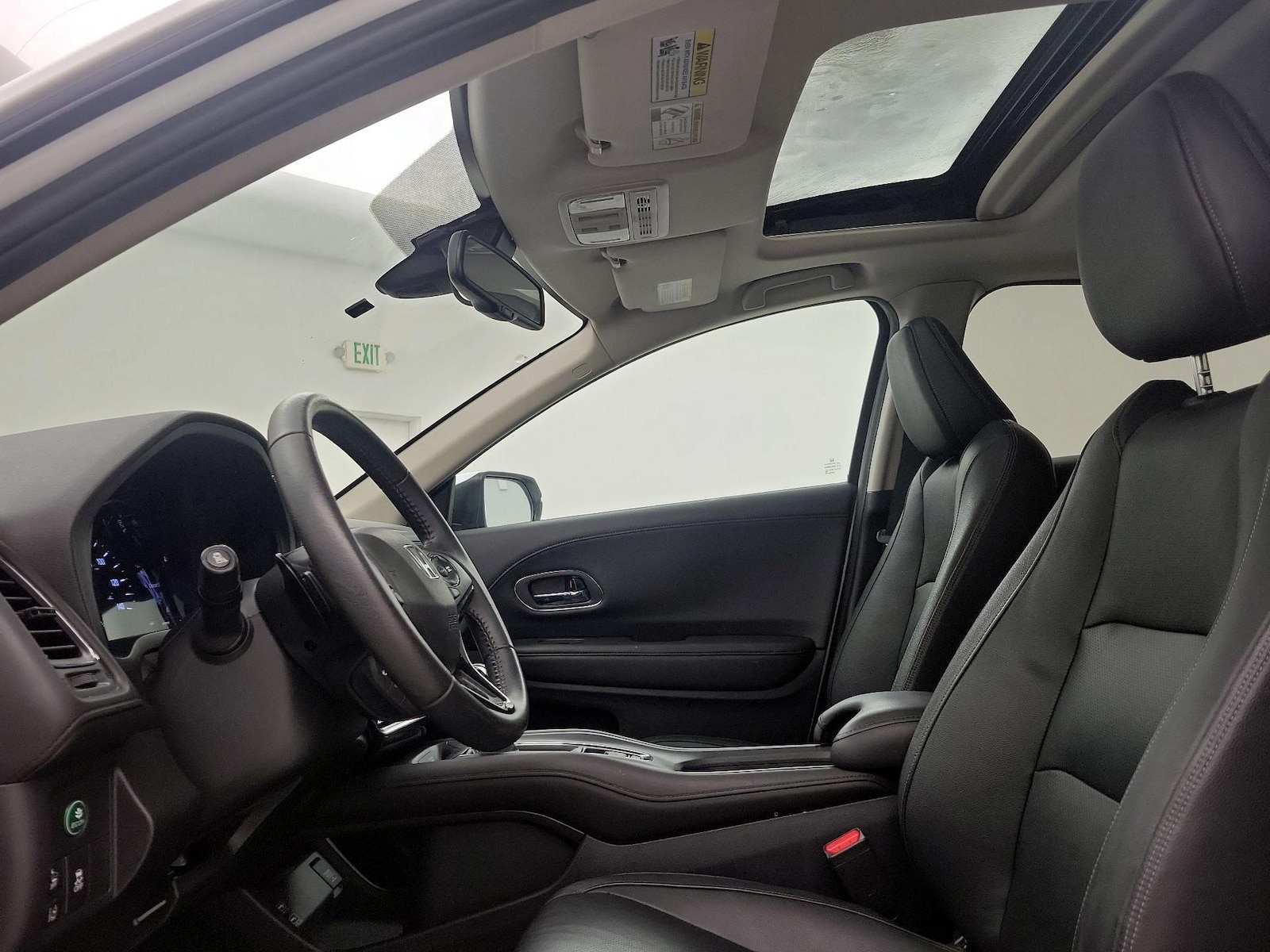 Sunroof(s) & Overhead Airbags