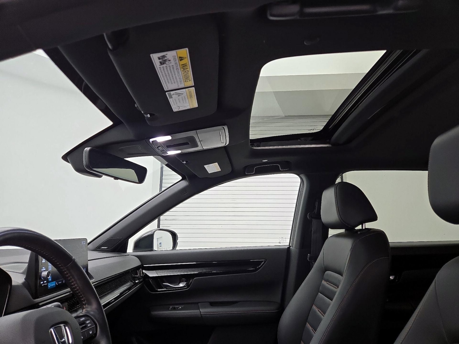 Sunroof(s) & Overhead Airbags