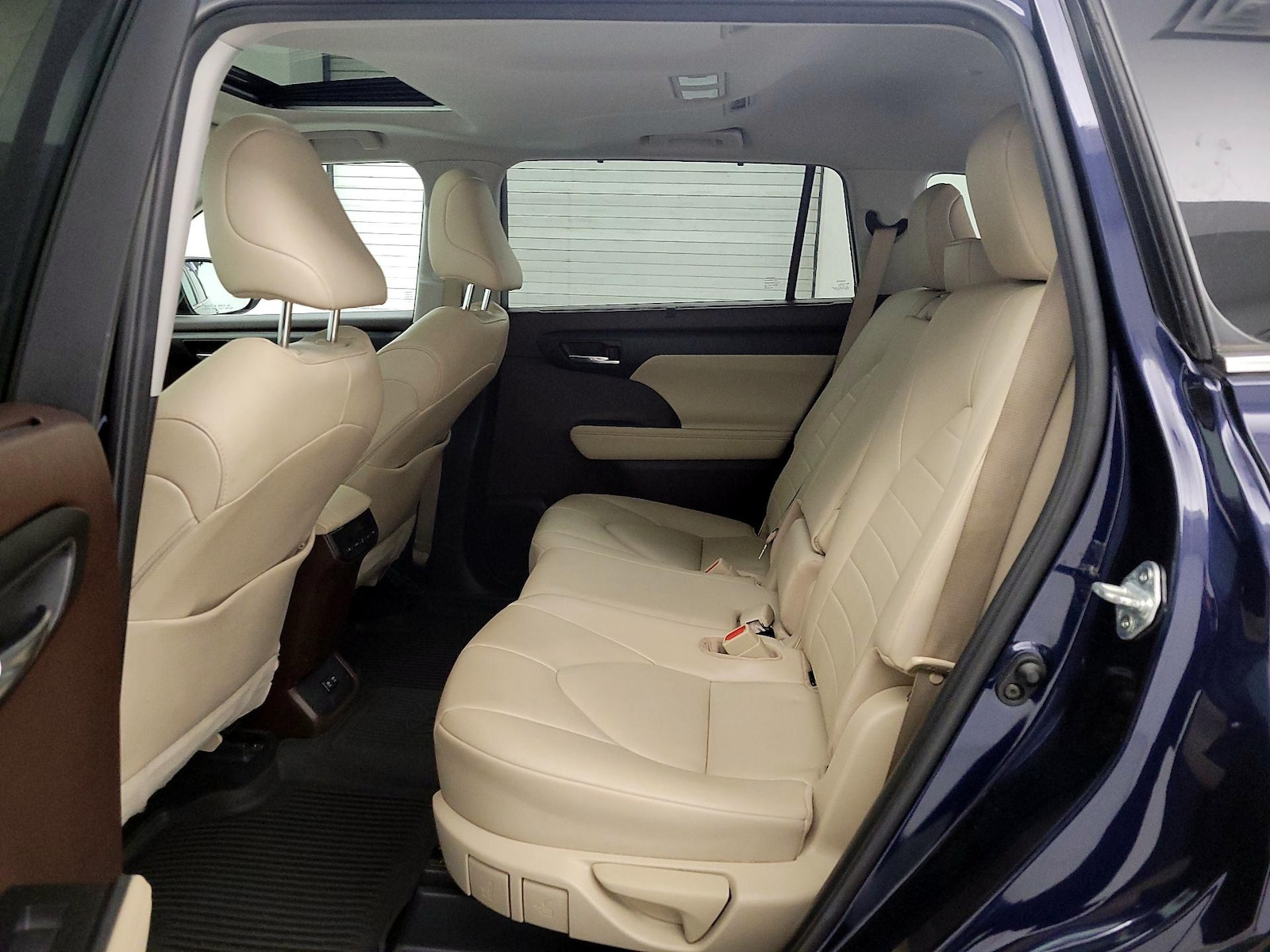 Rear Air Conditioning