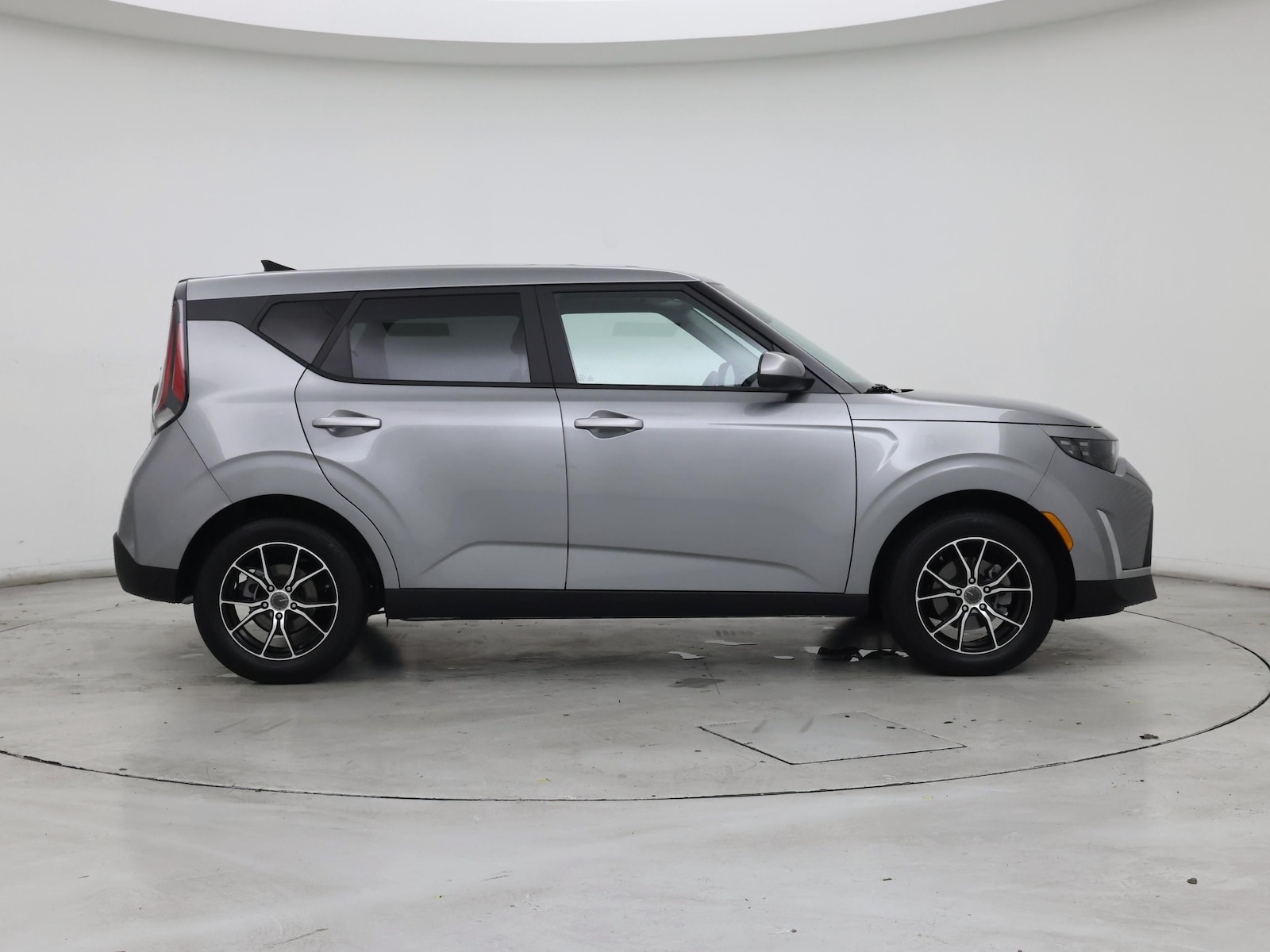 2025 Kia Soul LX - Photo 8