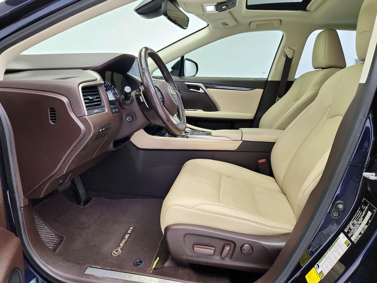 Power Seat(s) & Side Airbags