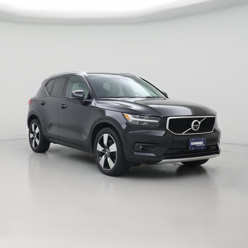 2020 Volvo XC40 T5 Momentum