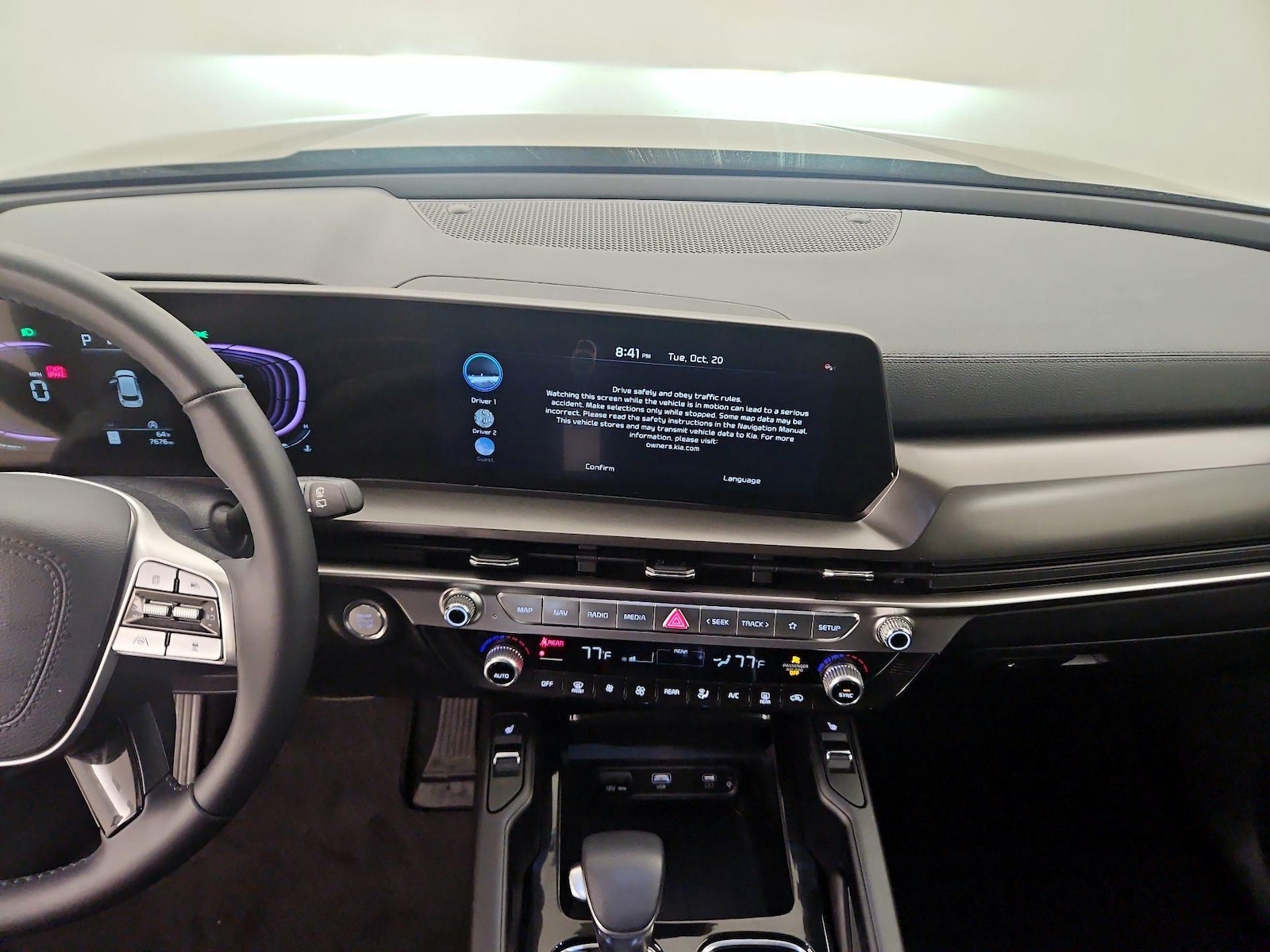 Apple CarPlay® & Android Auto™