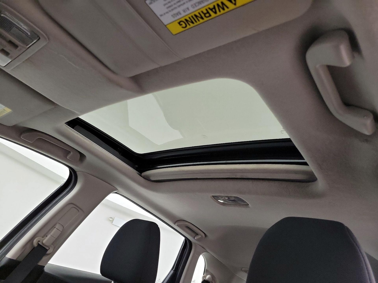 Sunroof(s) & Overhead Airbags