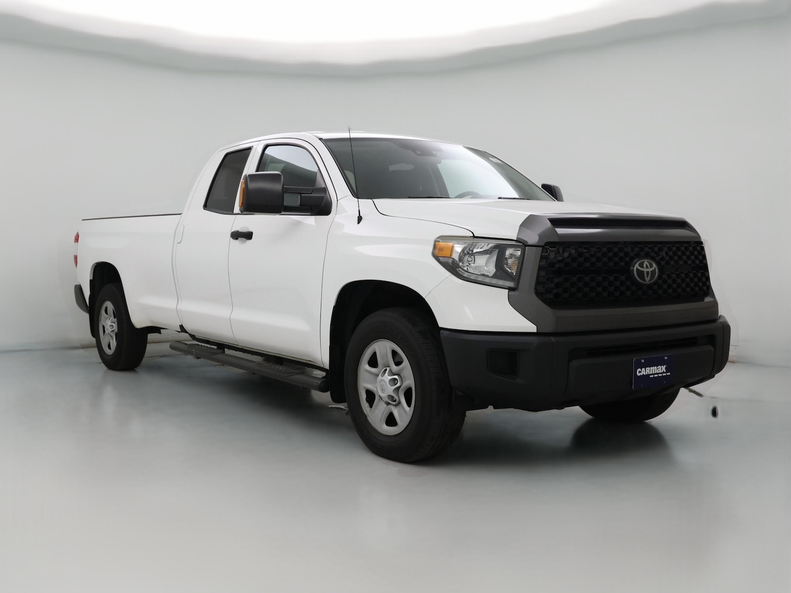 Bed Liner & Tow Hitch