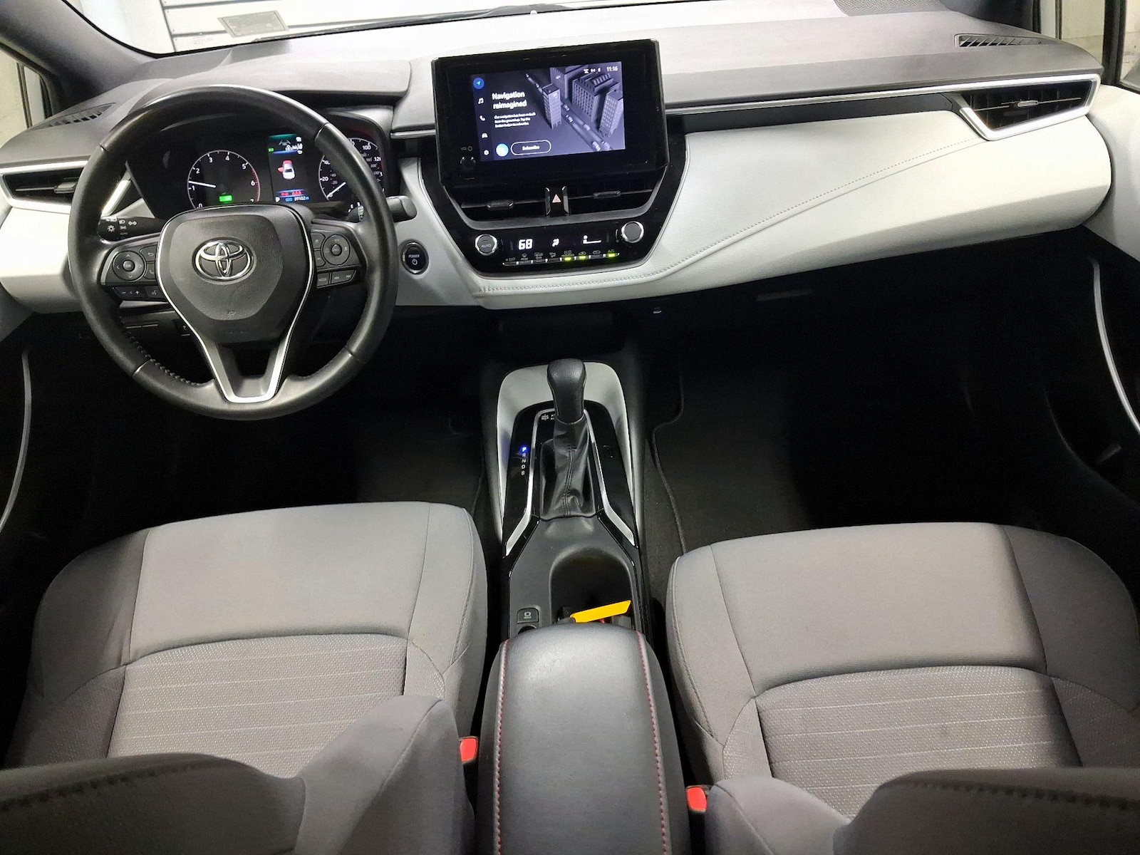 Apple CarPlay® & Android Auto™