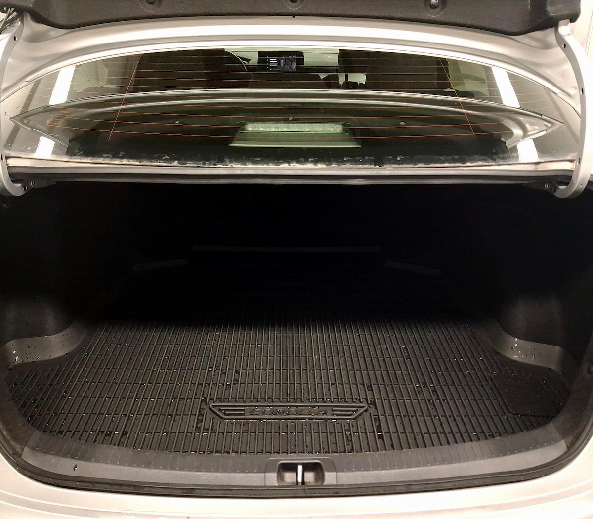 Trunk/Cargo (Seats Up)