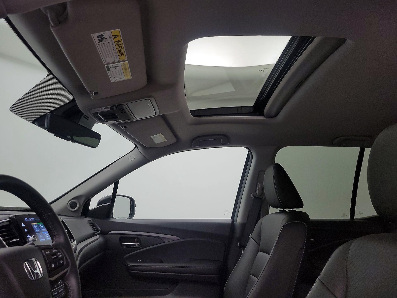 Sunroof(s) & Overhead Airbags