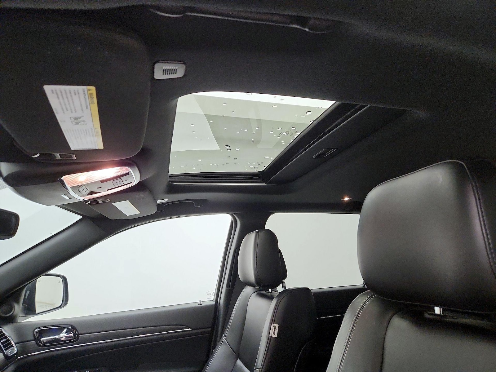 Sunroof(s) & Overhead Airbags