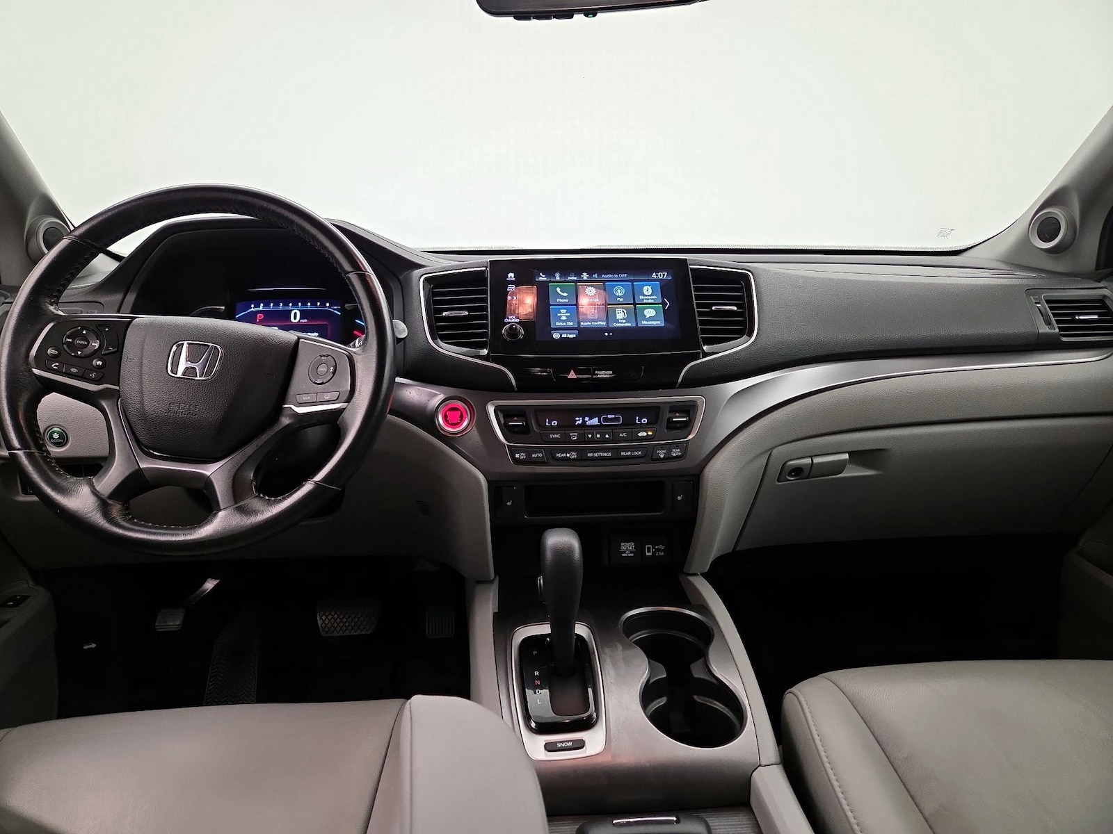 Apple CarPlay® & Android Auto™