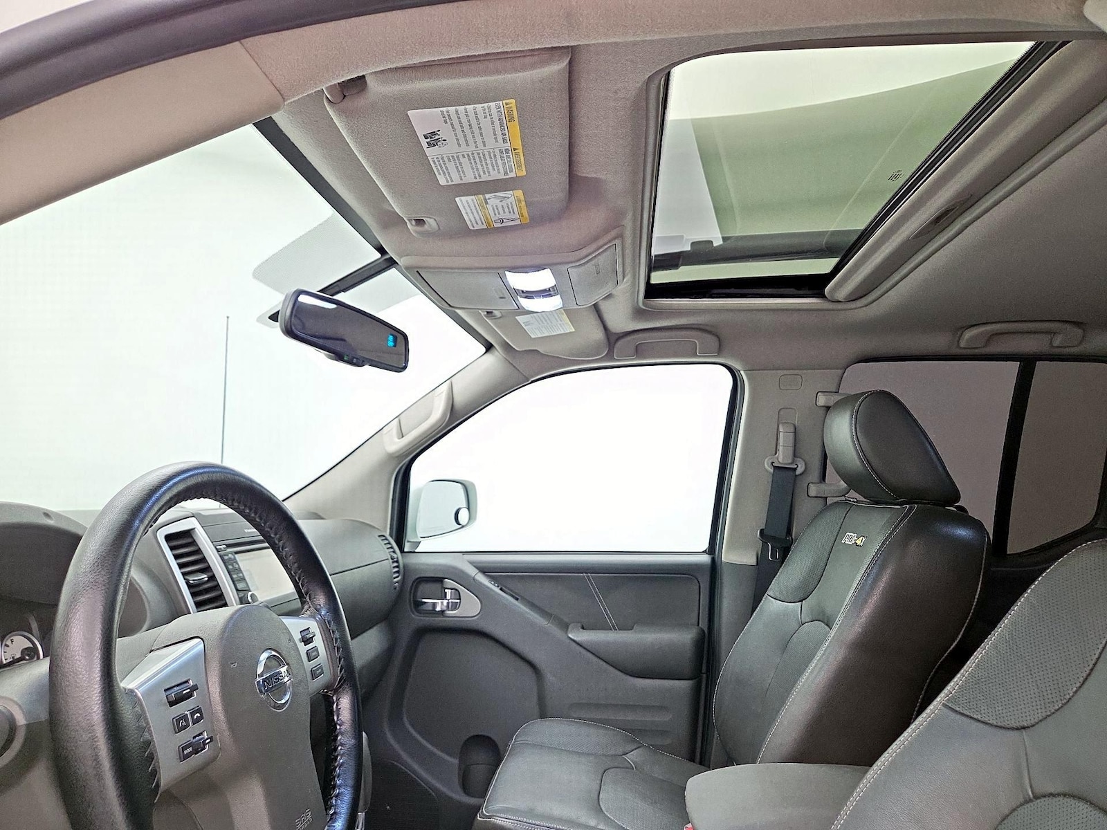 Sunroof(s) & Overhead Airbags