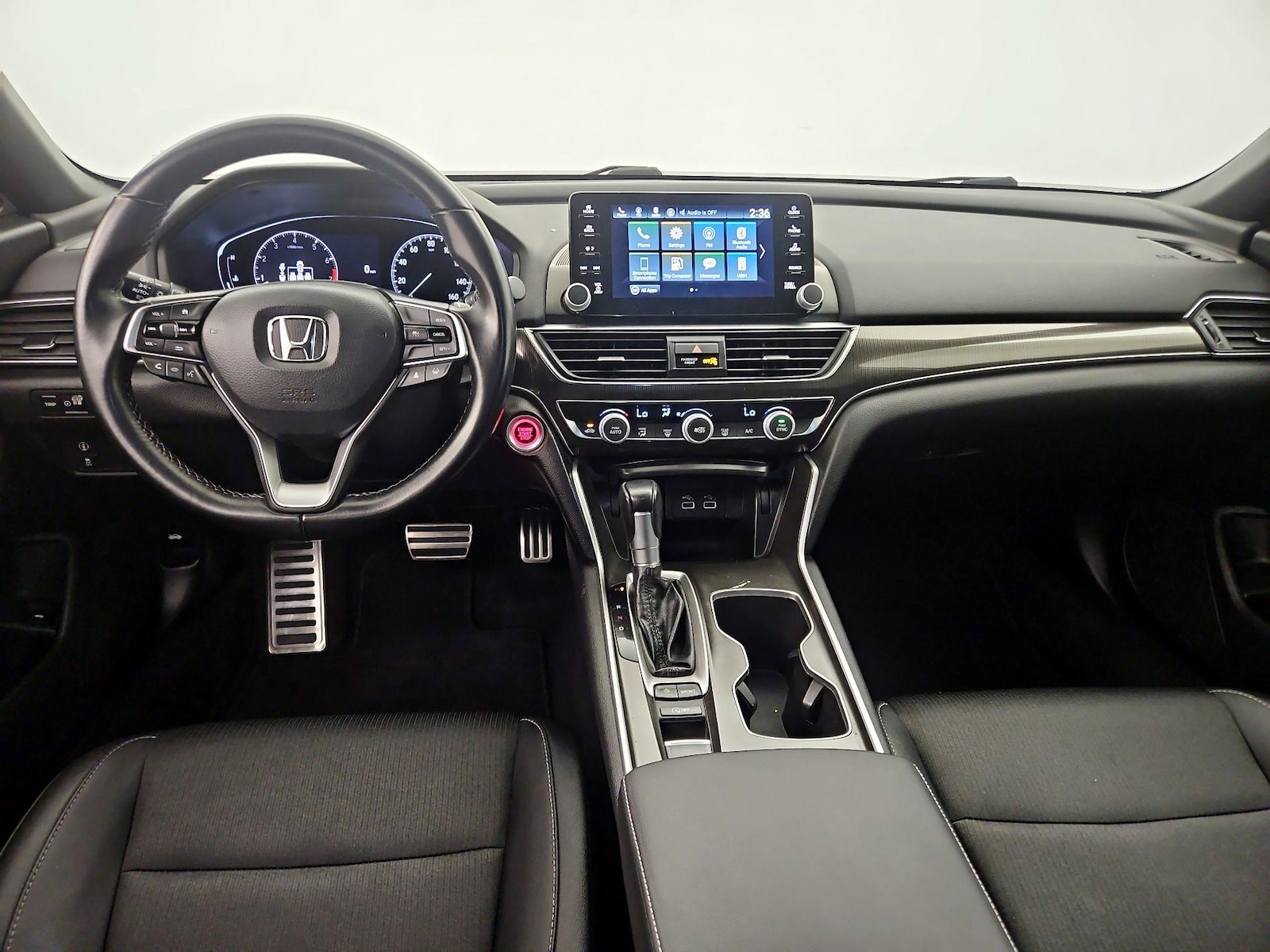 Apple CarPlay® & Android Auto™