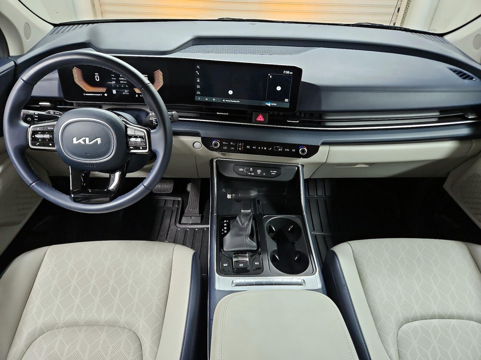 Apple CarPlay® & Android Auto™