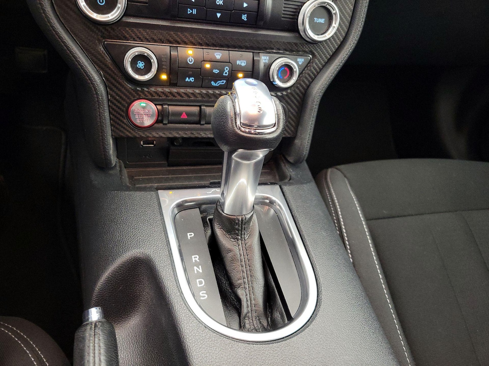 2021 Ford Mustang GT - Photo 18
