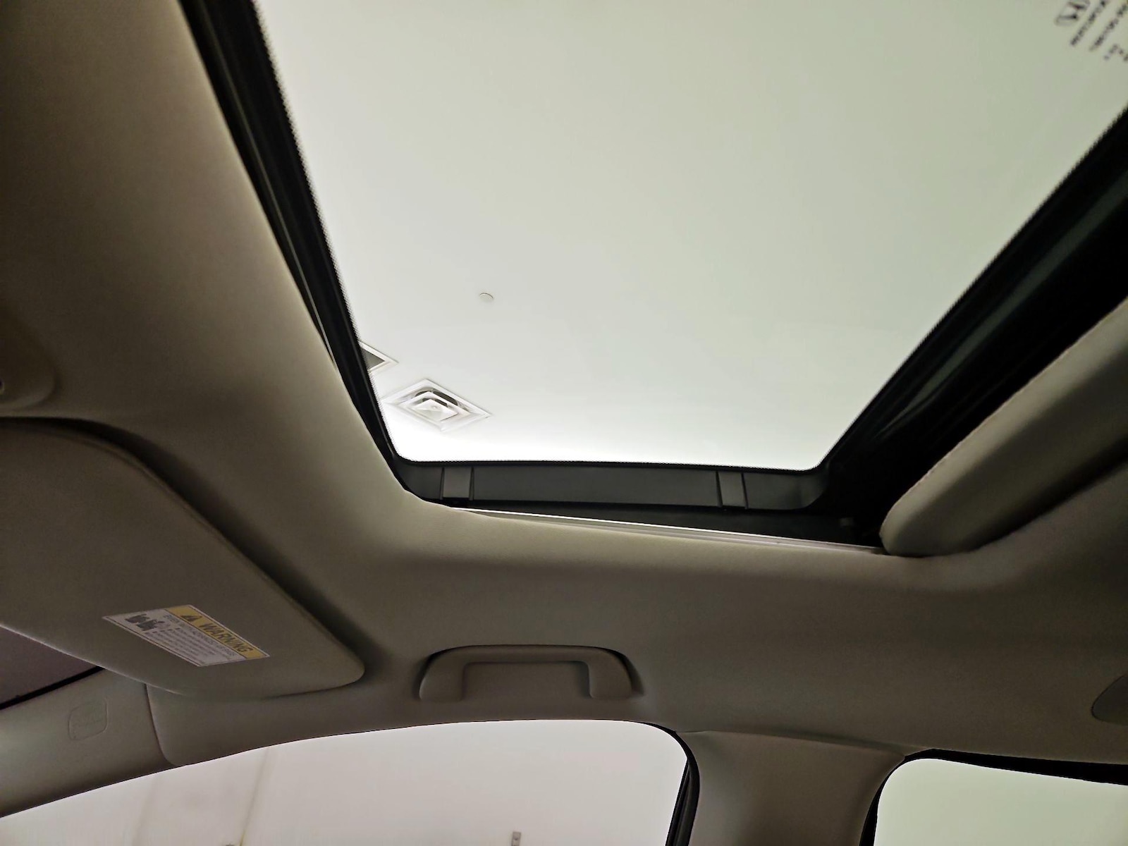 Sunroof(s) & Overhead Airbags