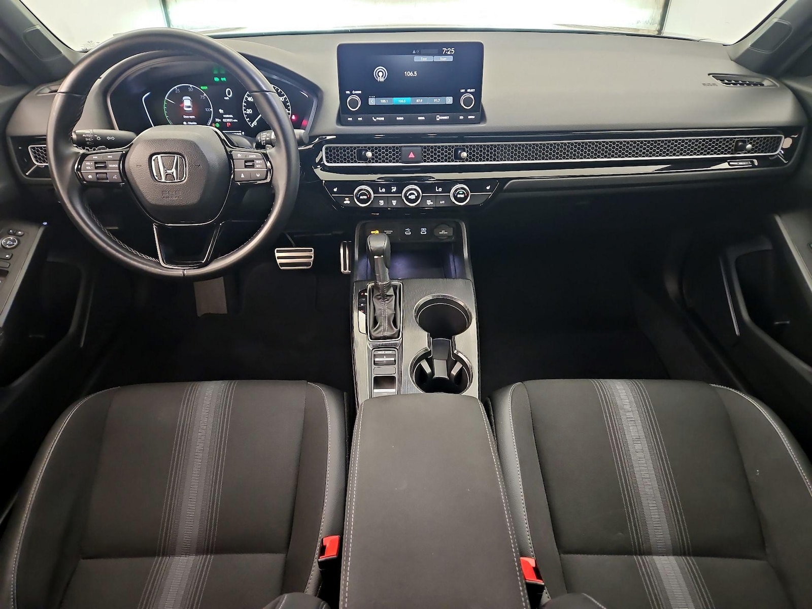 Apple CarPlay® & Android Auto™