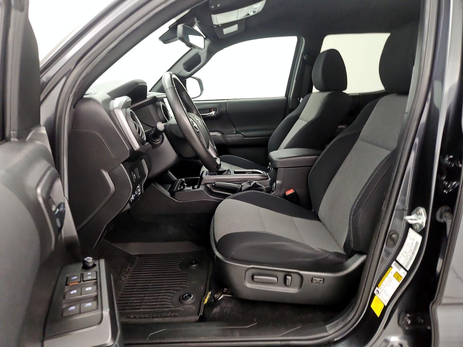 Power Seat(s) & Side Airbags