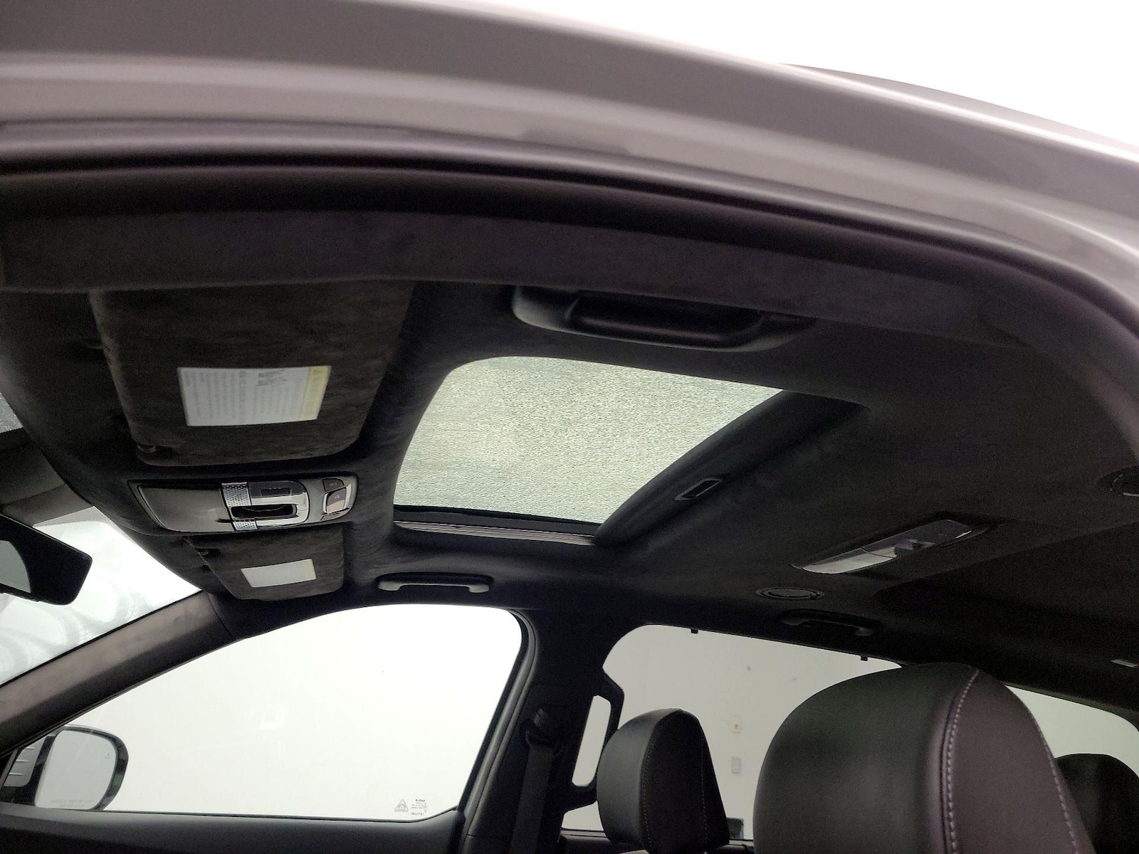 Sunroof(s) & Skylight(s)