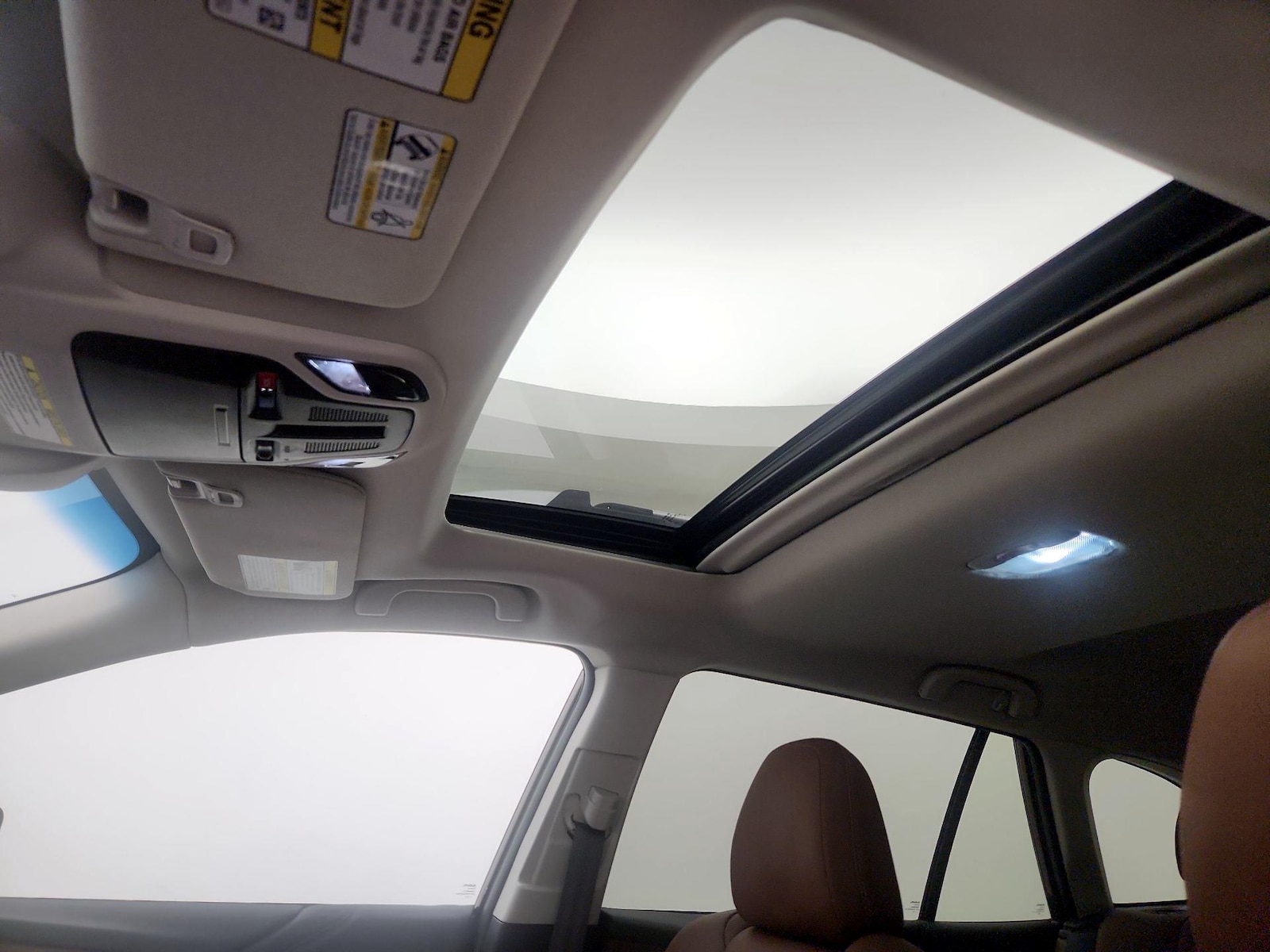 Sunroof(s) & Overhead Airbags
