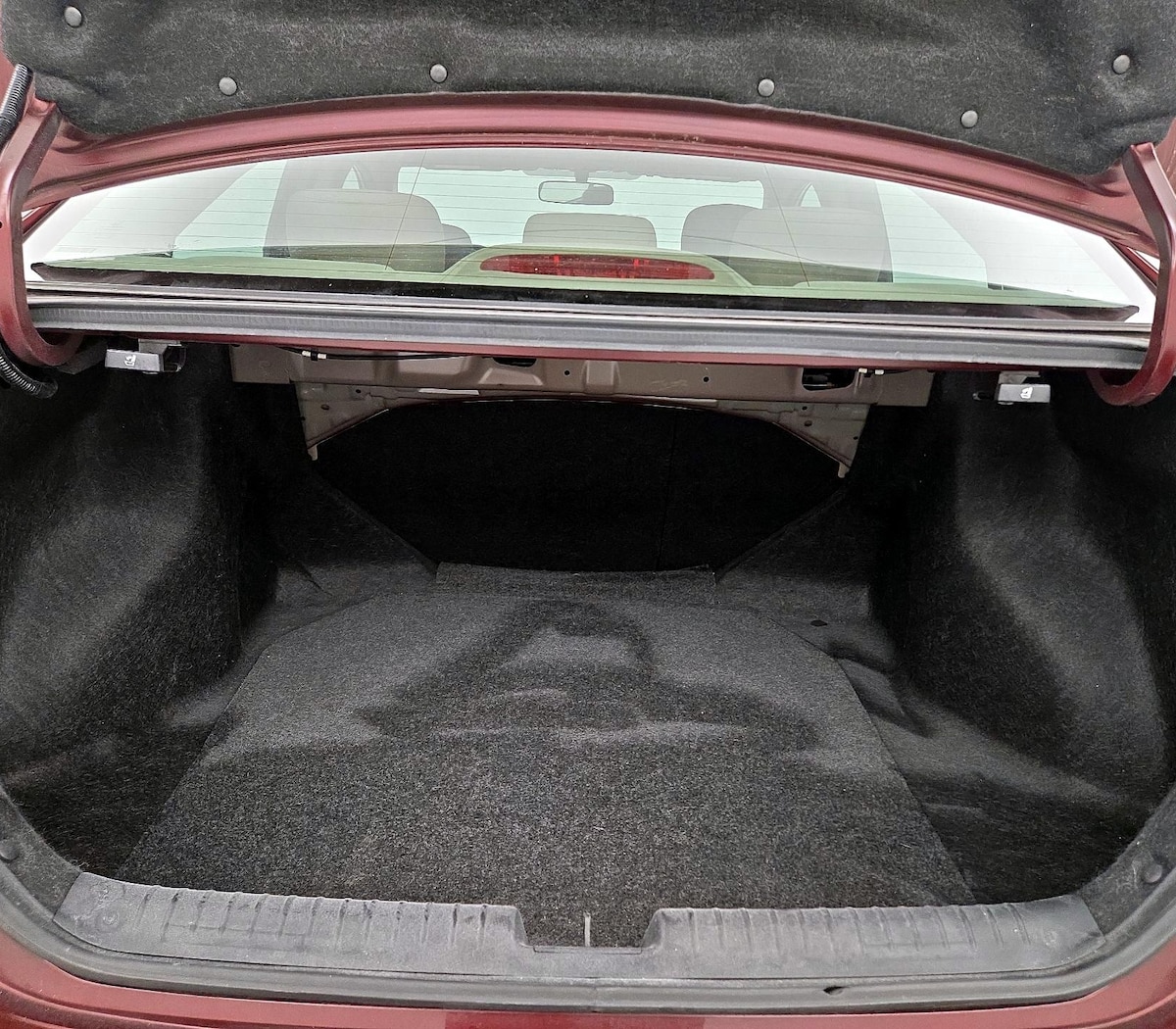 Trunk/Cargo (Seats Up)