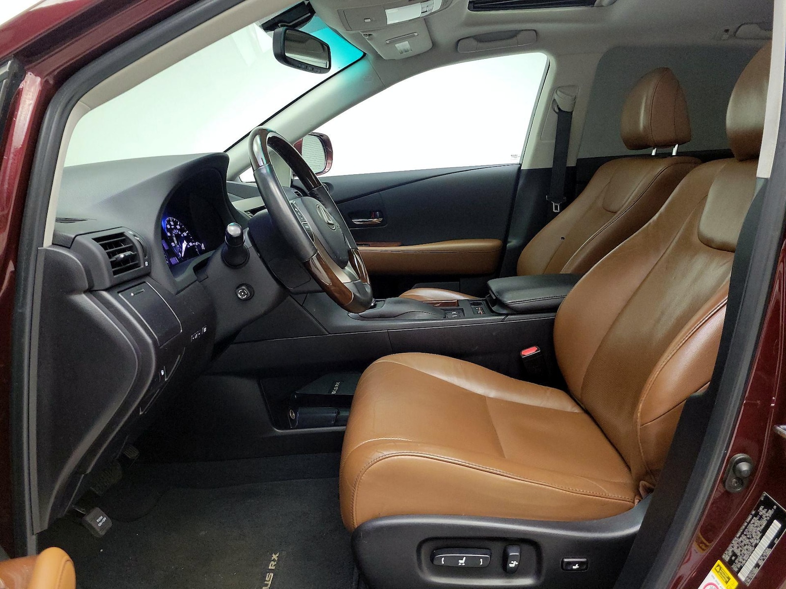 Power Seat(s) & Leather Seats