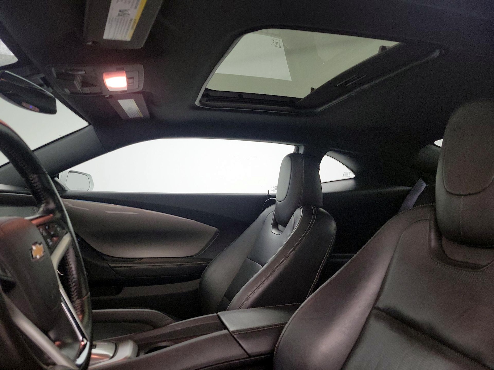 Sunroof(s) & Overhead Airbags