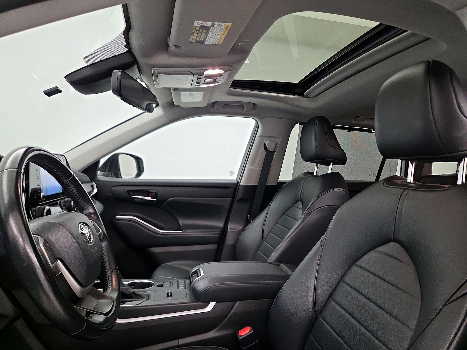 Sunroof(s) & Overhead Airbags