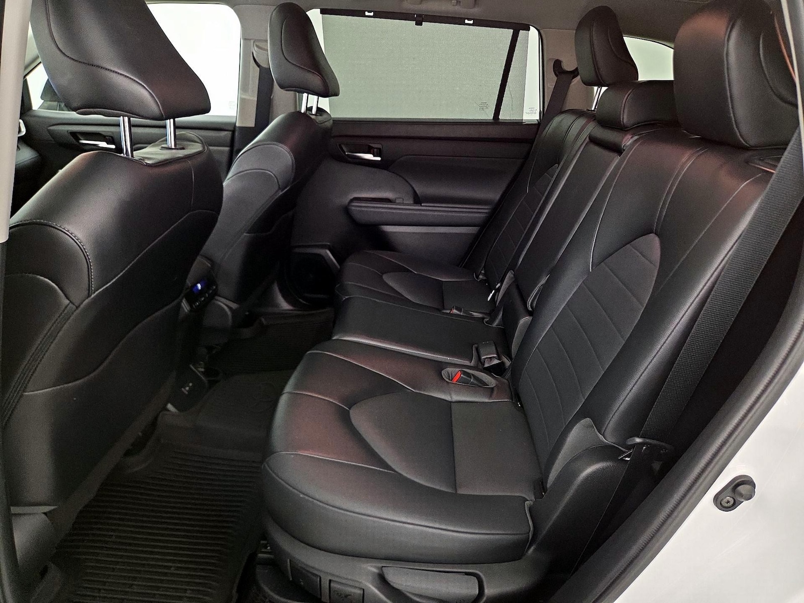 Rear Air Conditioning