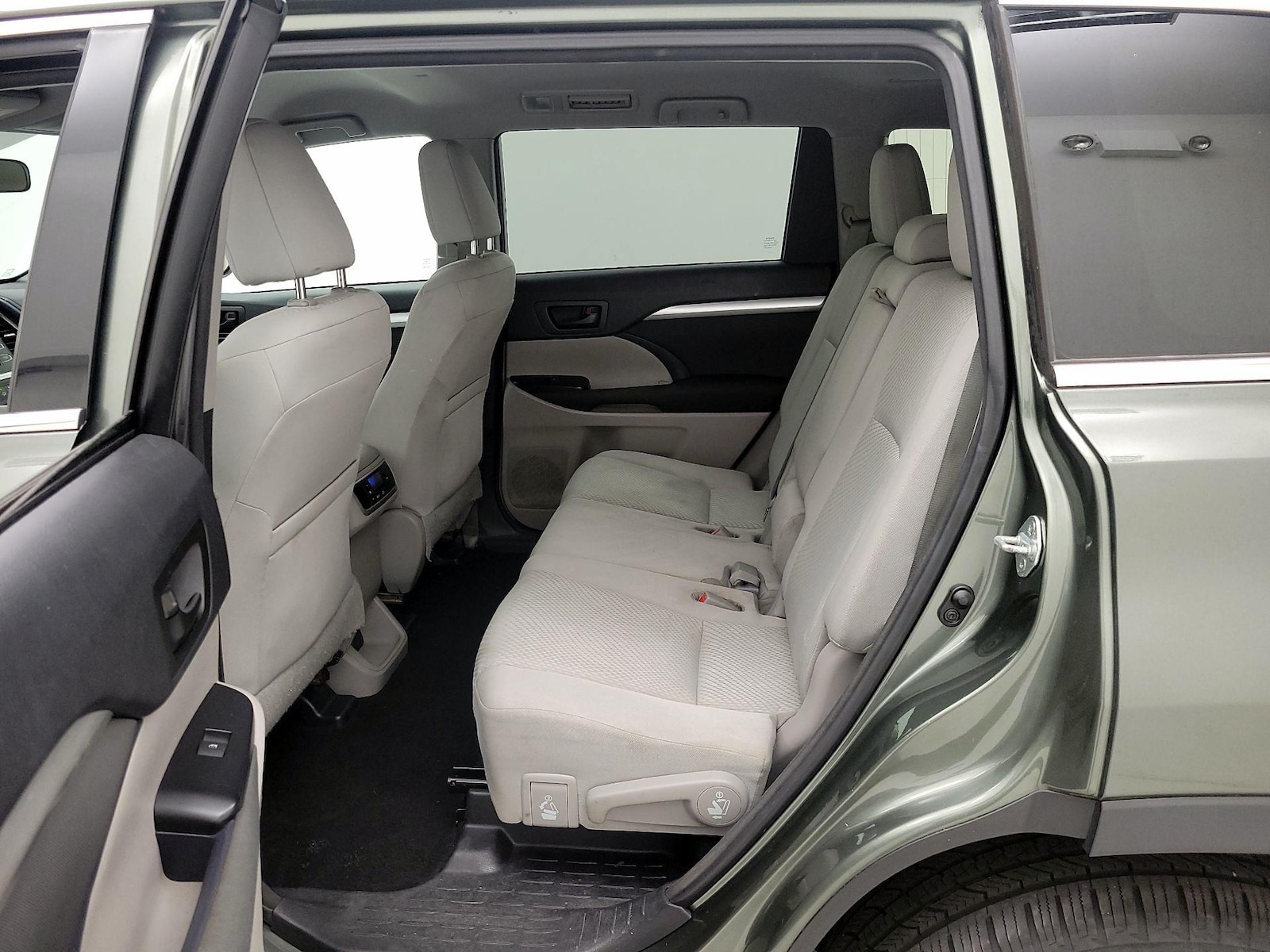 Rear Air Conditioning