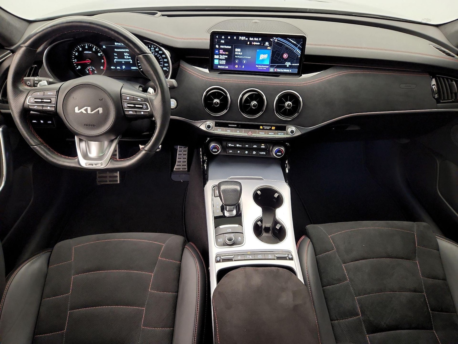 Apple CarPlay® & Android Auto™