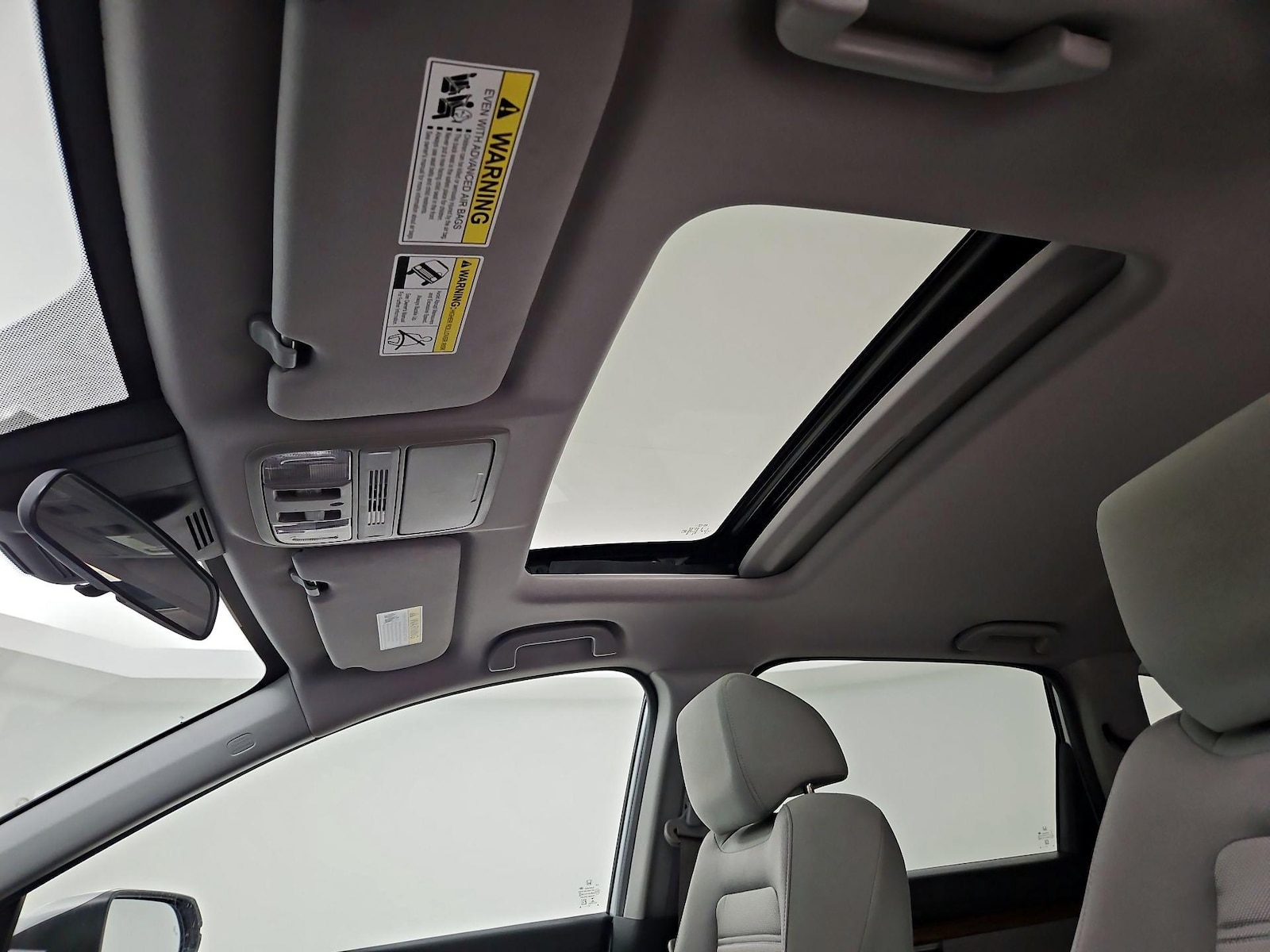 Sunroof(s) & Overhead Airbags