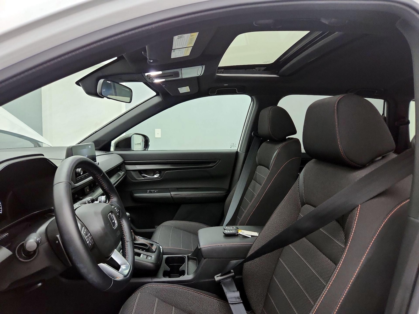 Sunroof(s) & Overhead Airbags