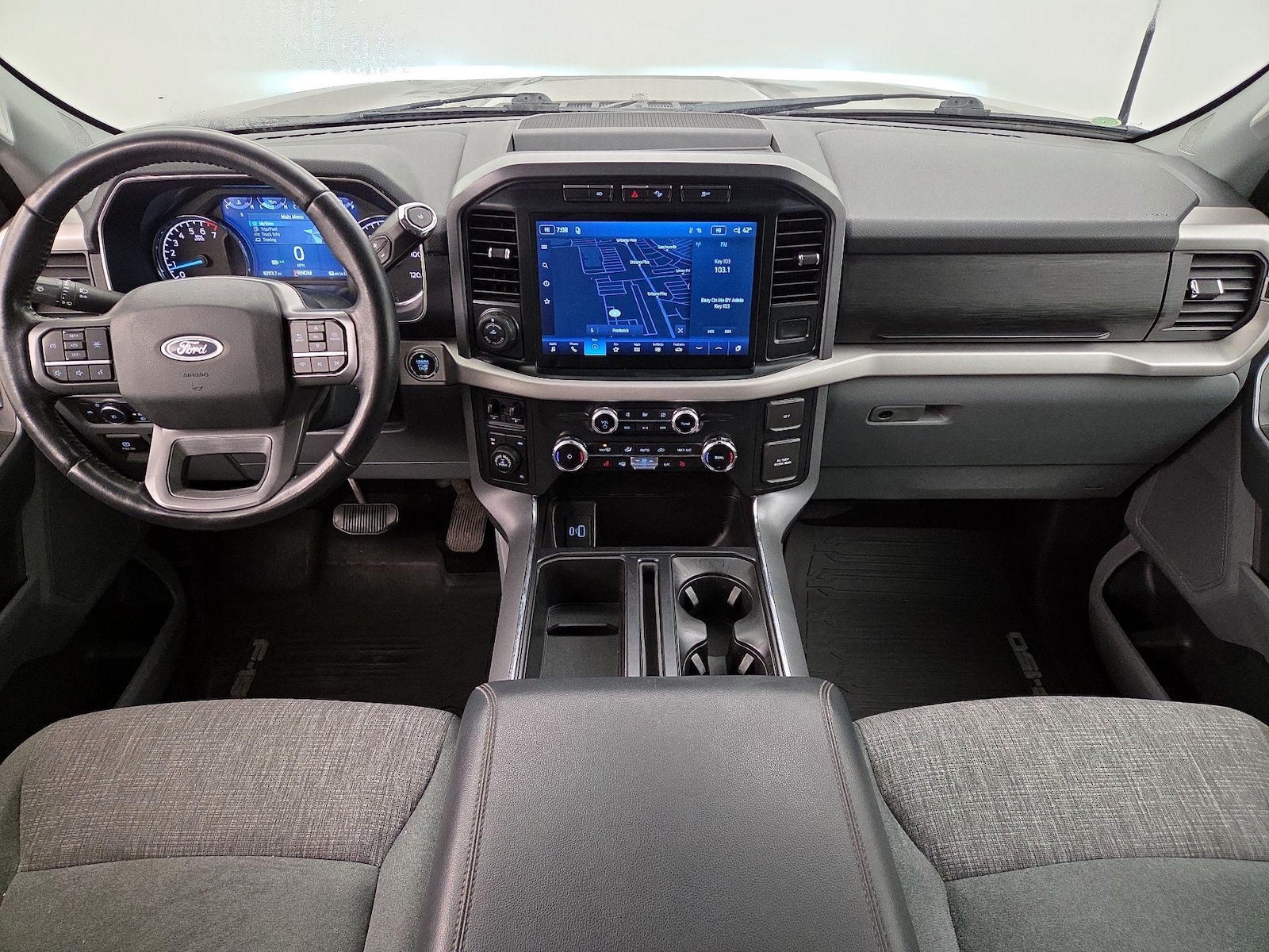Apple CarPlay® & Android Auto™